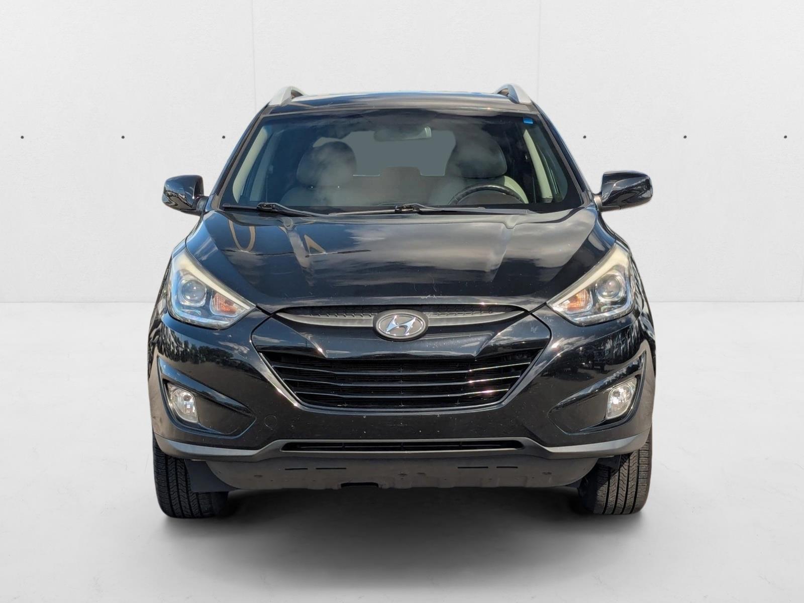 2014 Hyundai Tucson SE photo 2