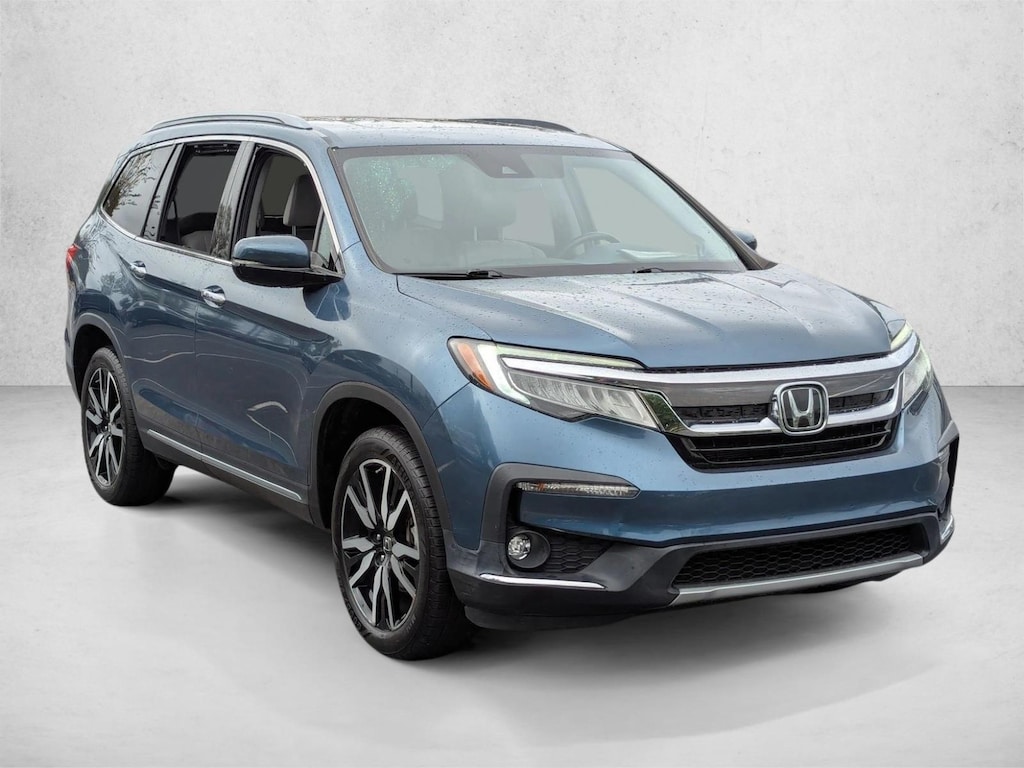 Certified 2019 Honda Pilot Touring 8-Passenger FWD SUV