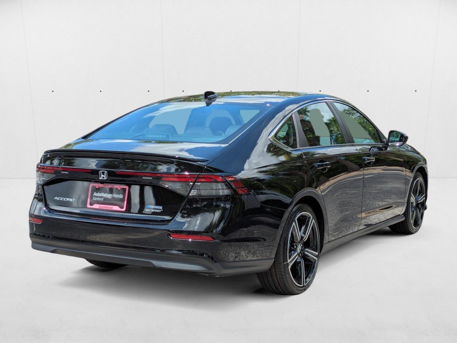 2025 Honda Accord Hybrid Sport photo 2