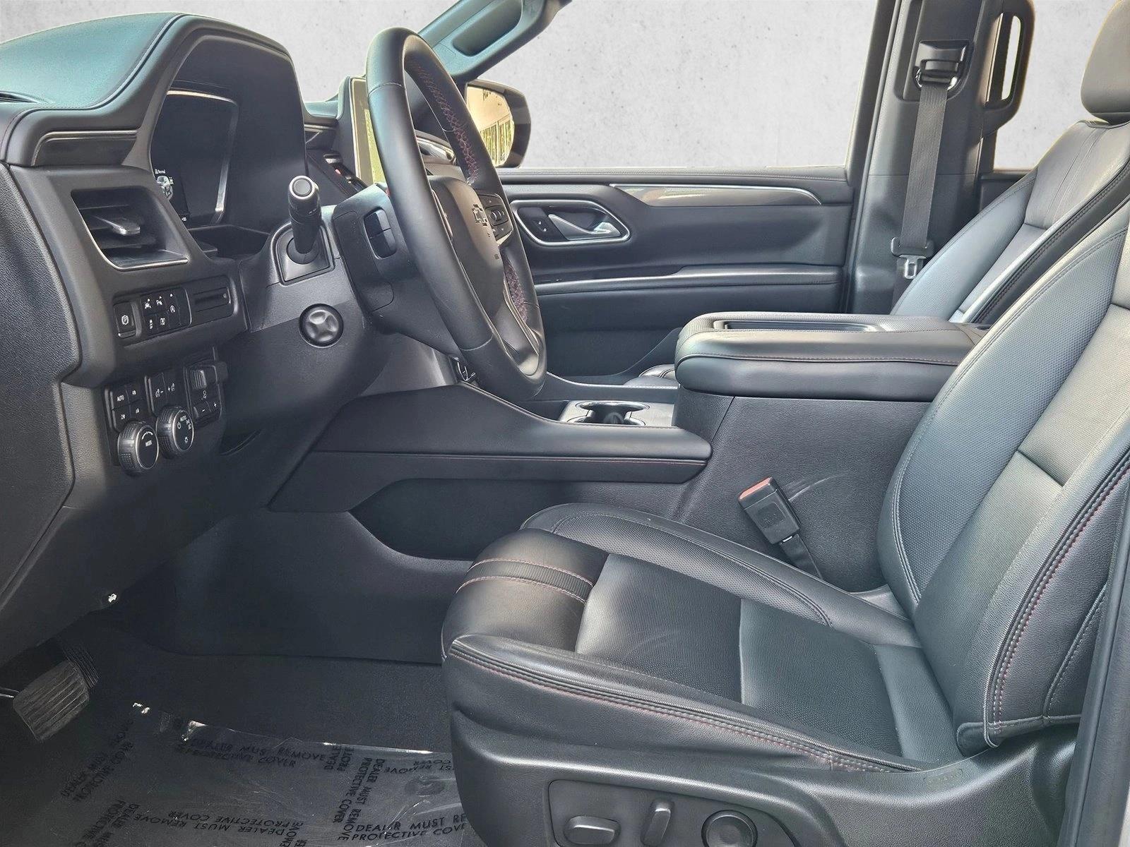 2023 Chevrolet Suburban RST - Photo 17