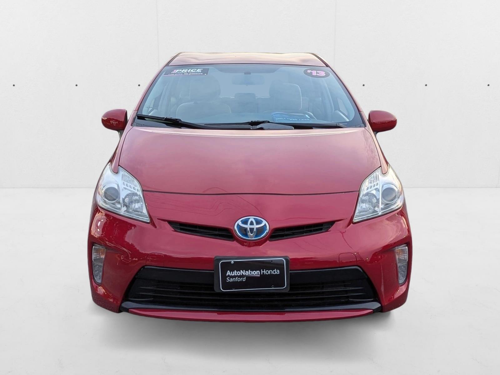 2013 Toyota Prius Two photo 2