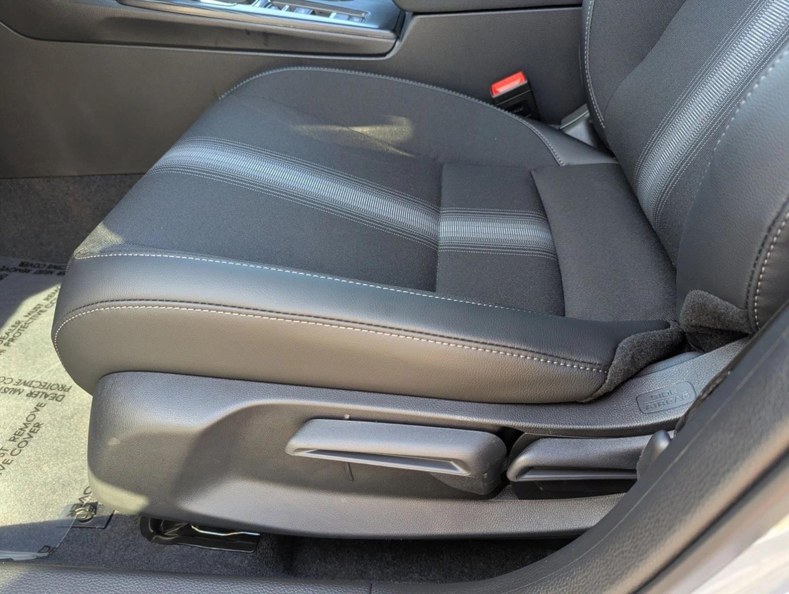 2026 Honda Civic Sport Hatchback photo 4