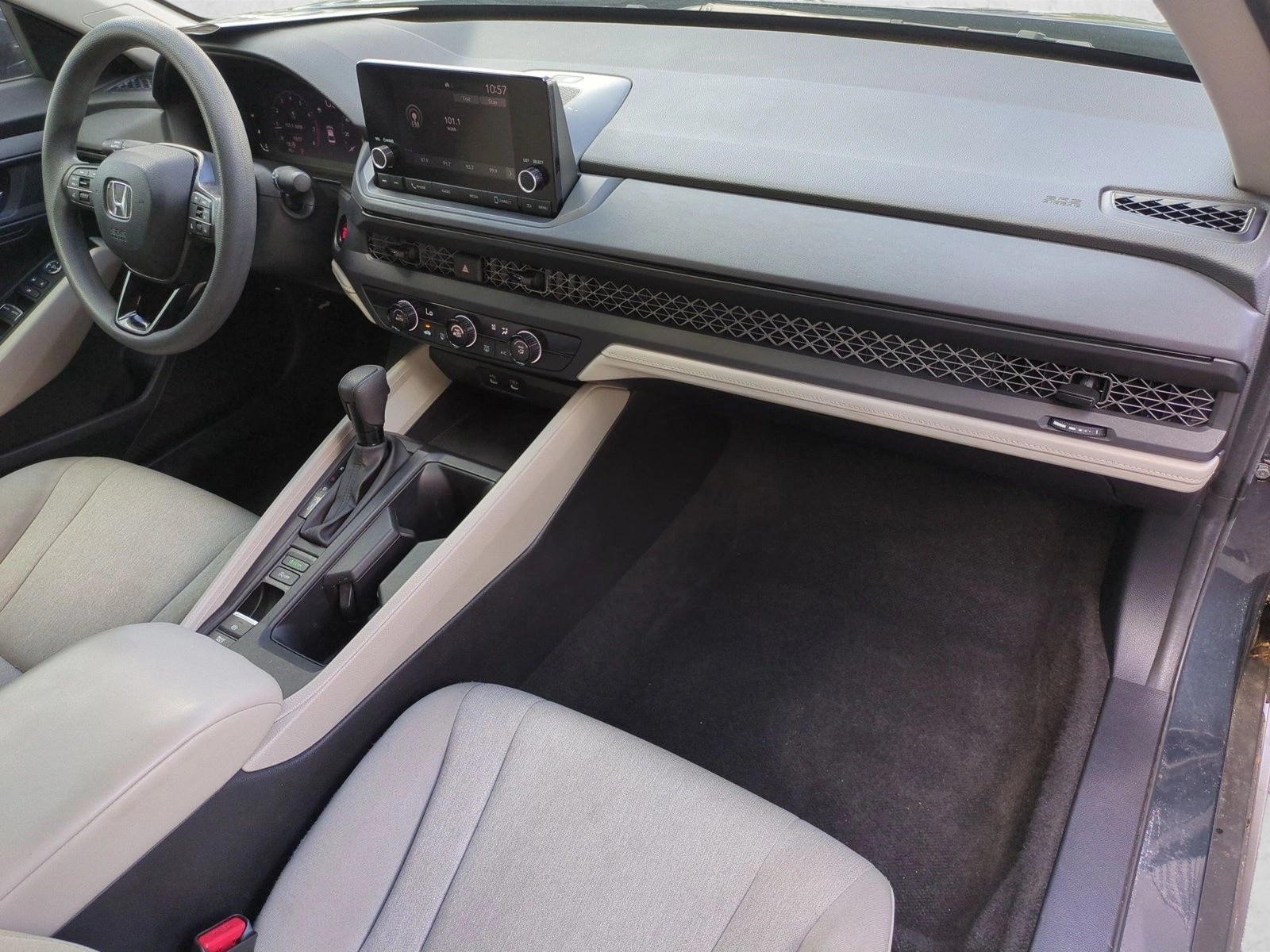 2024 Honda Accord LX - Photo 20