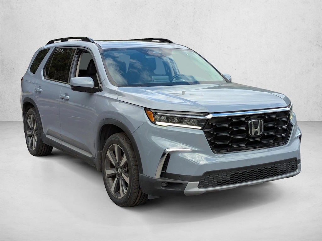 Certified 2023 Honda Pilot Touring SUV
