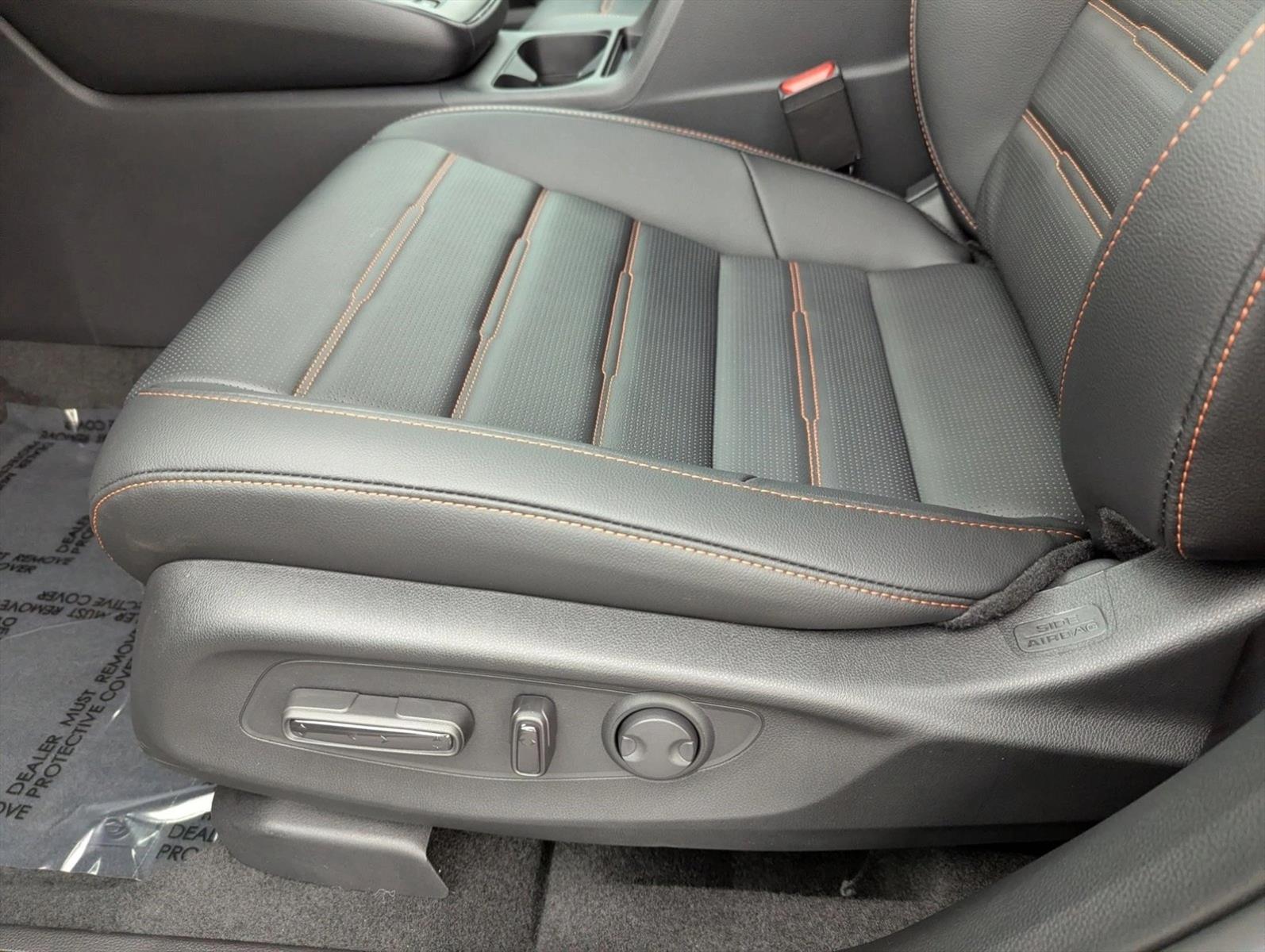 2026 Honda CR-V Hybrid Sport-L photo 3