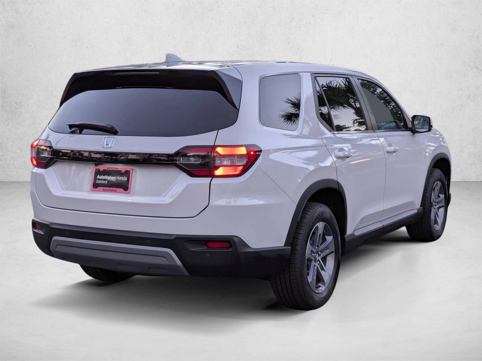 2025 Honda Pilot EX-L photo 2