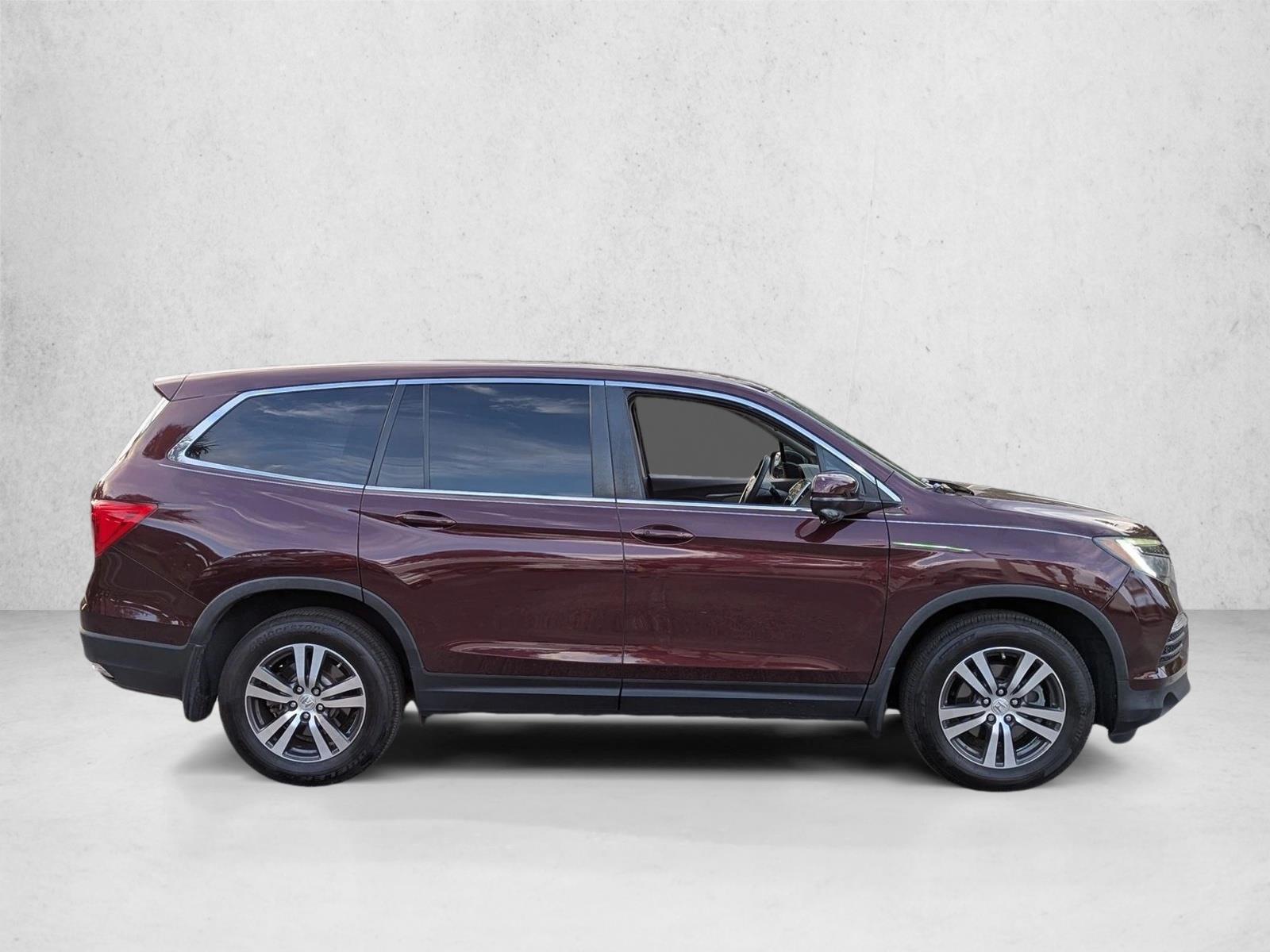 2016 Honda Pilot EX-L photo 4