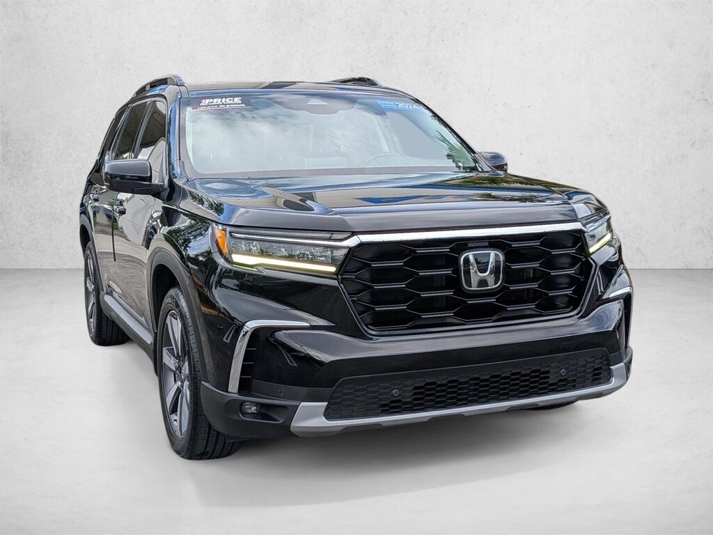 Certified 2024 Honda Pilot Touring SUV