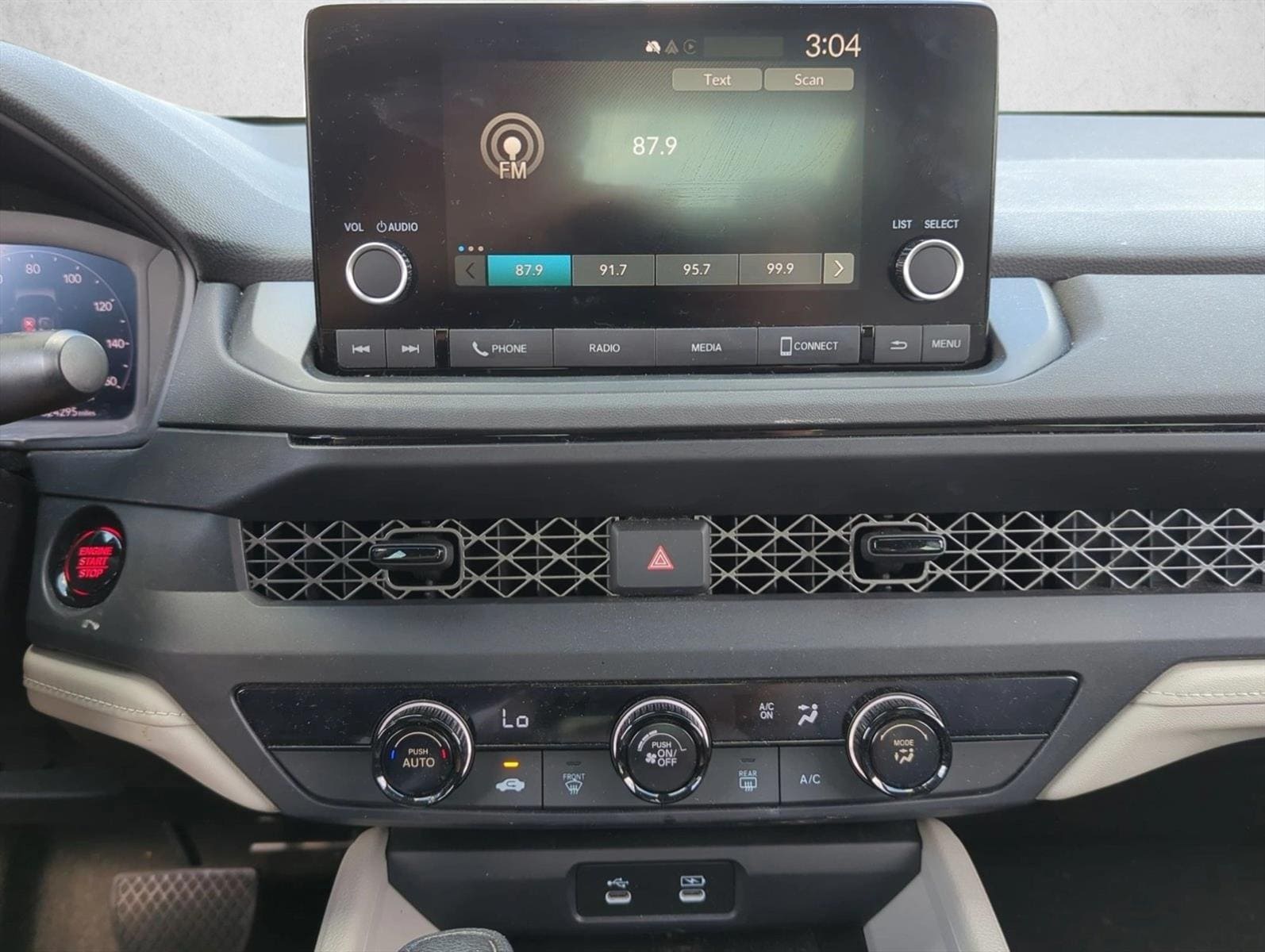 2024 Honda Accord LX - Photo 12