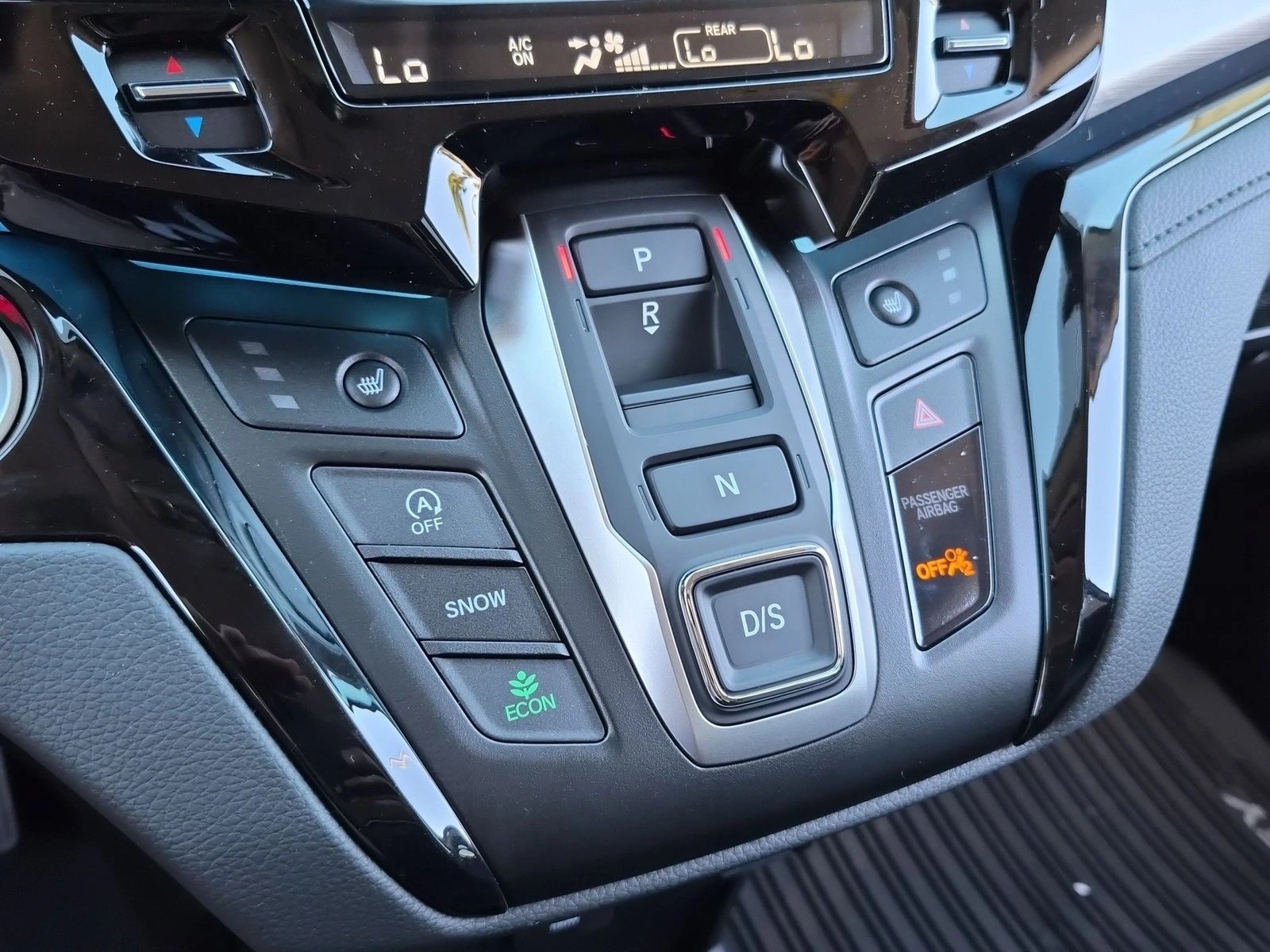2026 Honda Odyssey Touring - Photo 12