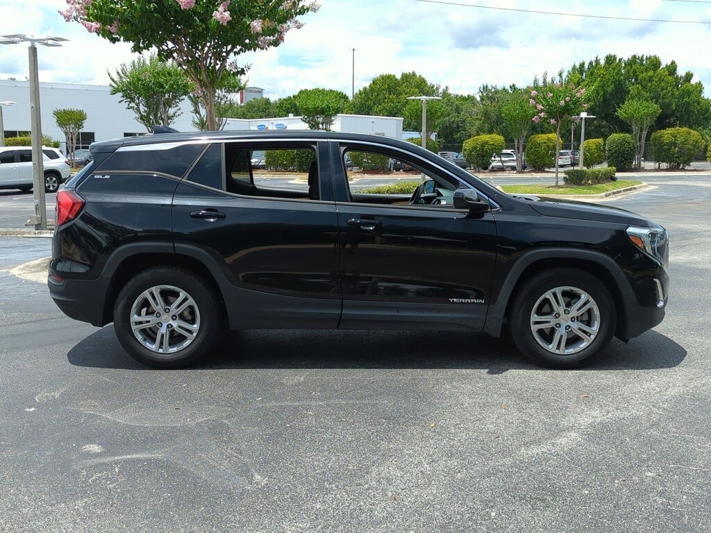 Used 2020 GMC Terrain SLE SUV