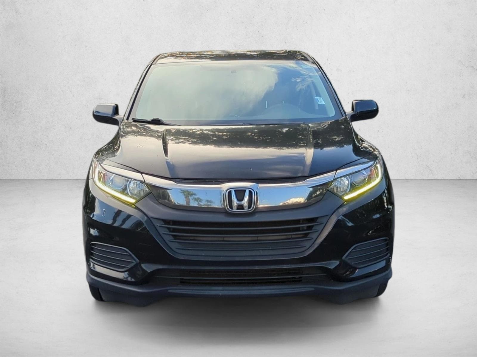 Used 2020 Honda HR-V LX with VIN 3CZRU5H33LM714238 for sale in Sanford, FL