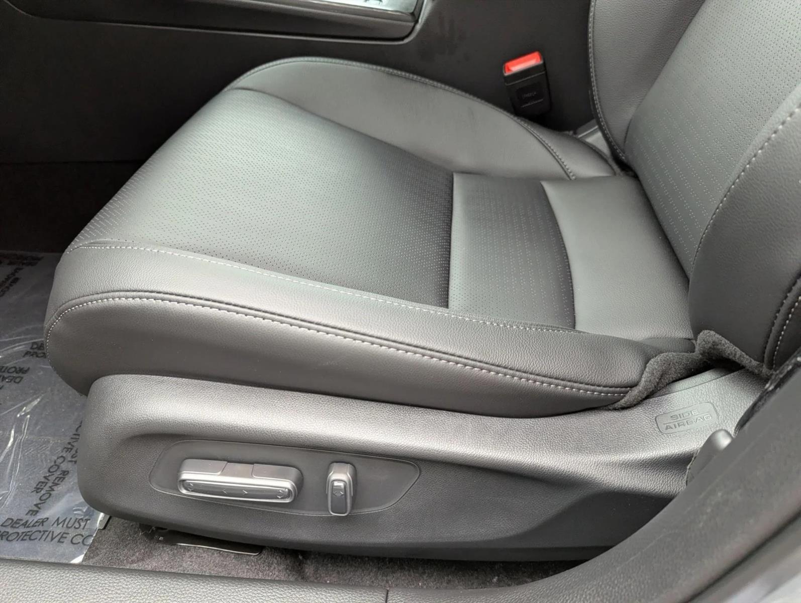 2026 Honda Civic Hybrid Sport Touring photo 4