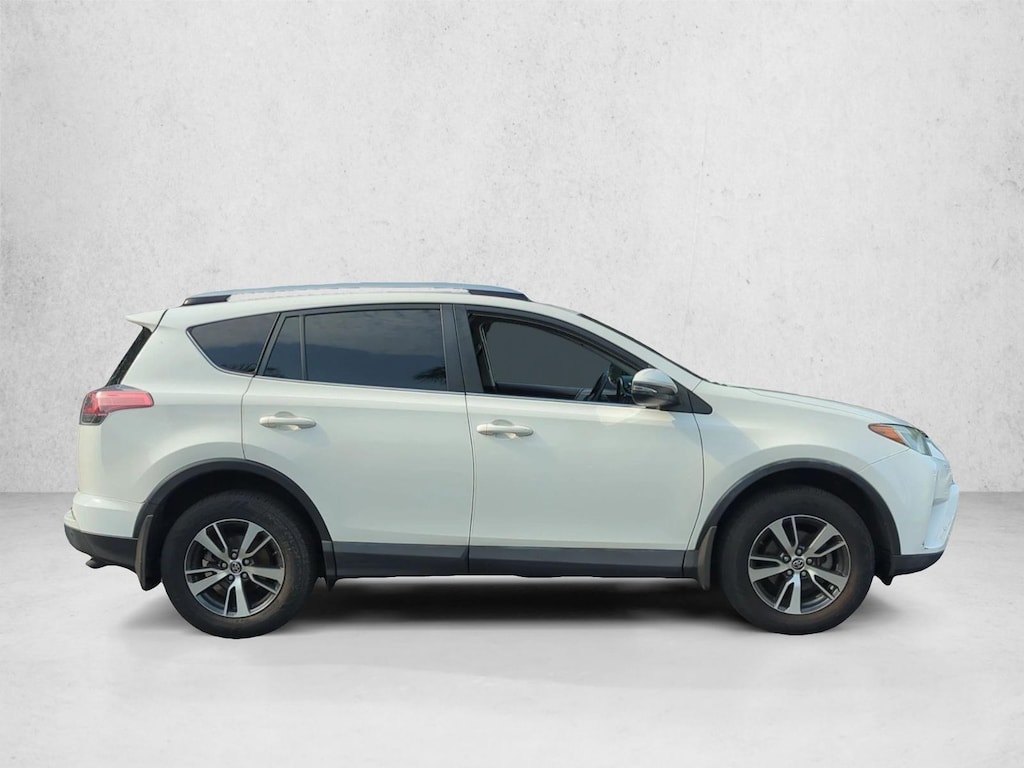 Used 2018 Toyota RAV4 XLE SUV
