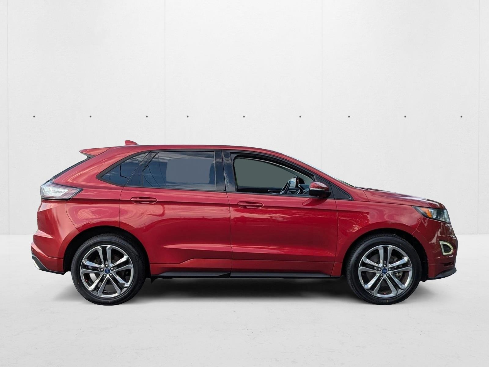 2017 Ford Edge Sport photo 4
