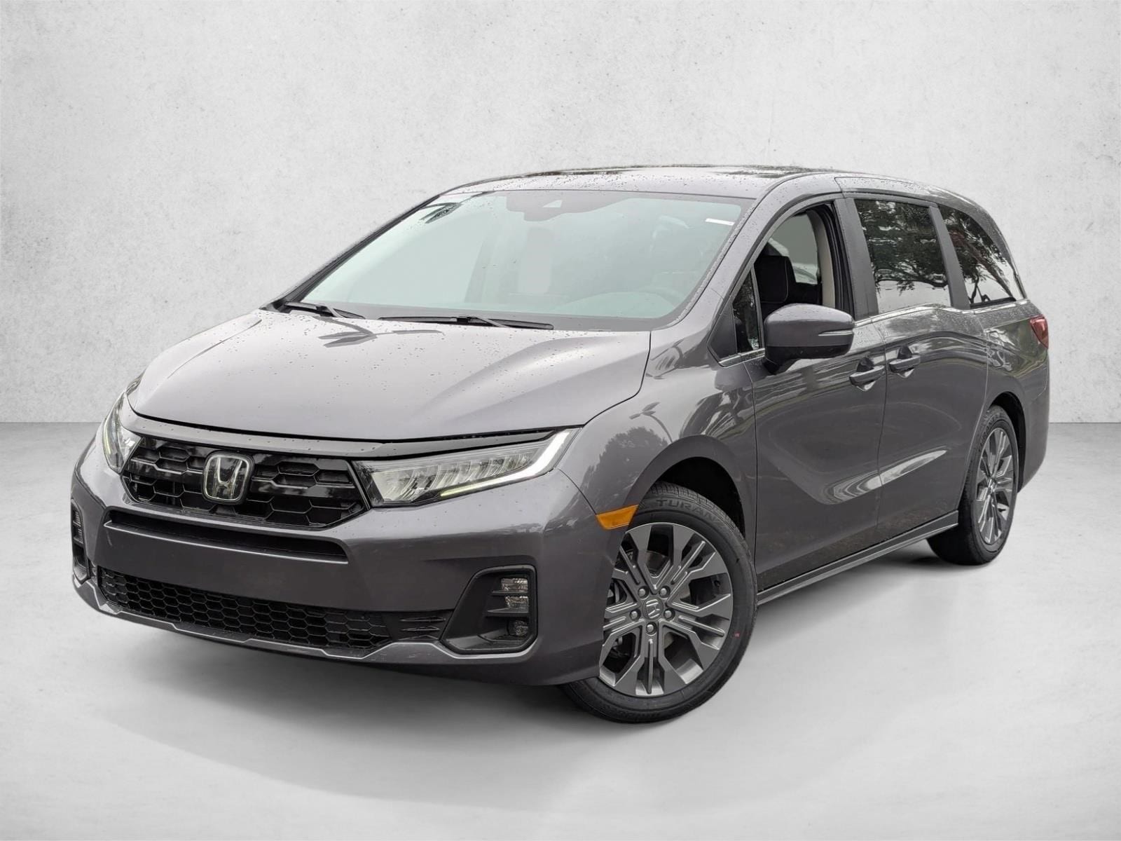 2026 Honda Odyssey Touring's photo