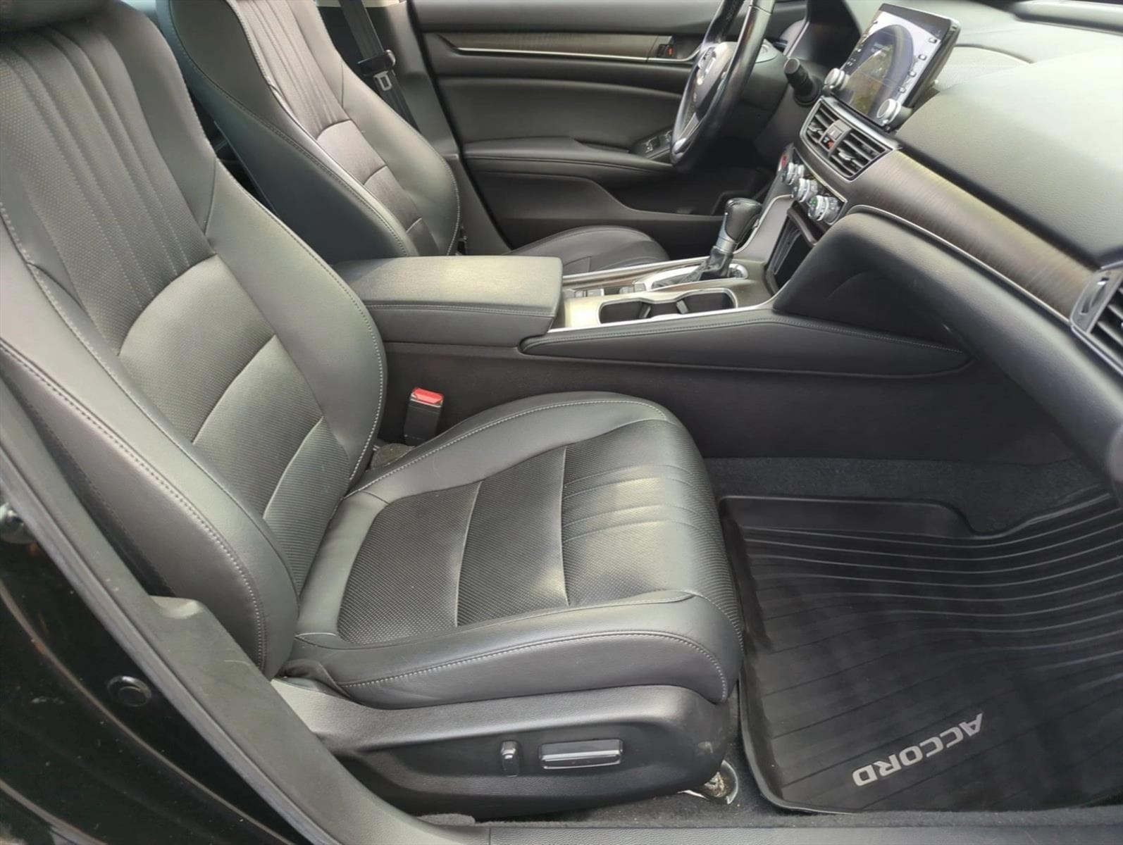 2021 Honda Accord EX-L - Photo 21