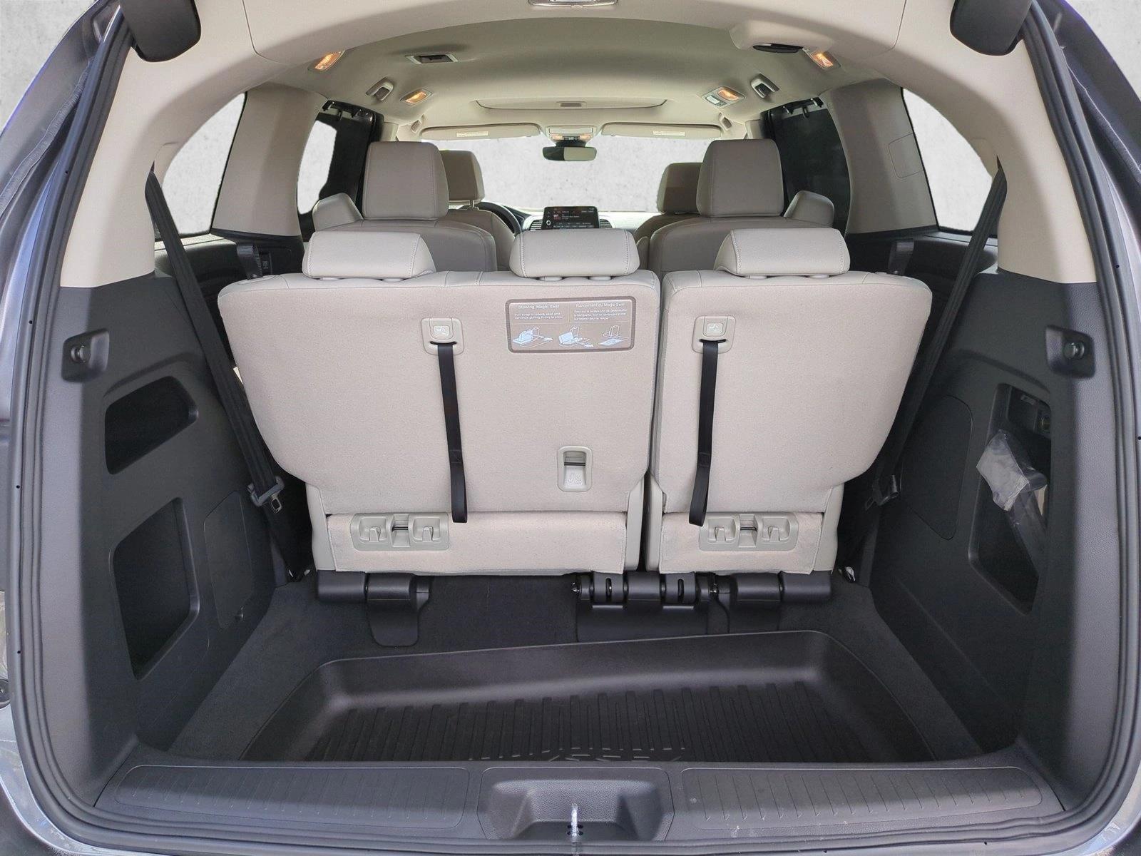2026 Honda Odyssey EX-L - Photo 6