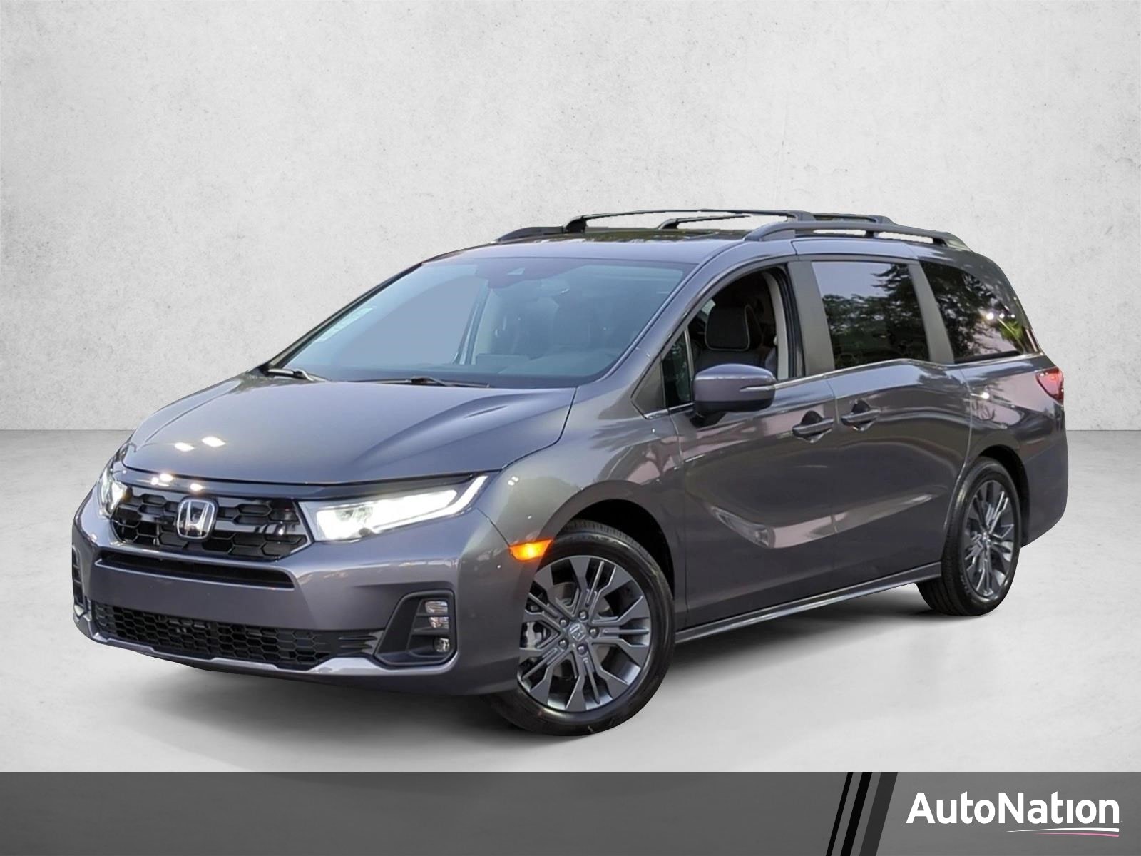 2026 Honda Odyssey Touring's photo
