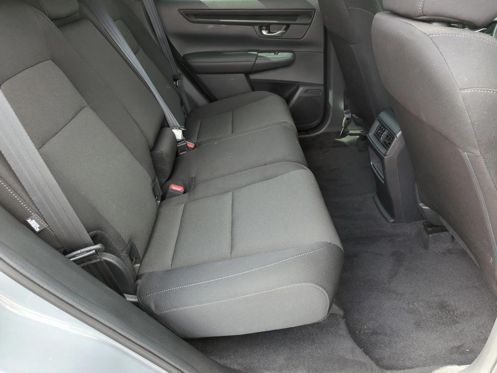 2024 Honda CR-V LX - Photo 18