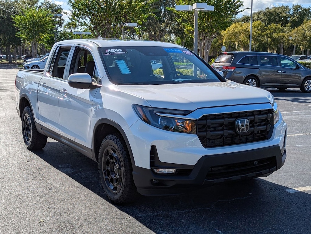 Certified 2025 Honda Ridgeline RTL Truck Crew Cab