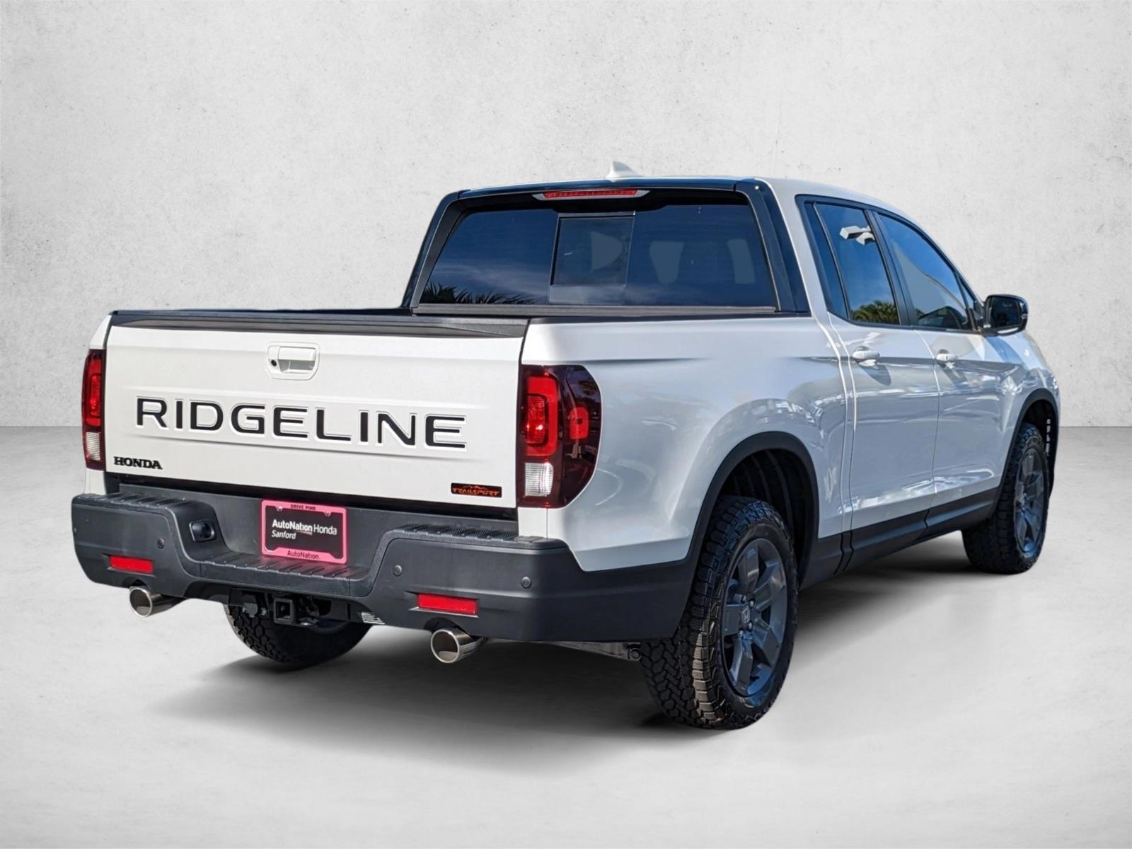 2025 Honda Ridgeline TrailSport photo 2
