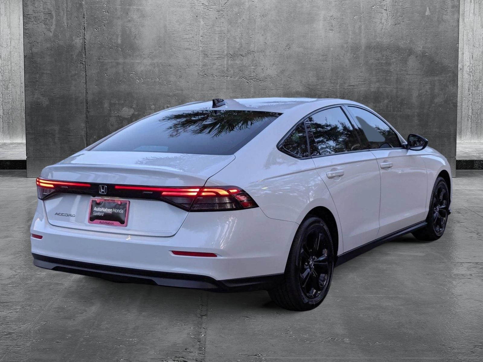 2025 Honda Accord SE photo 2