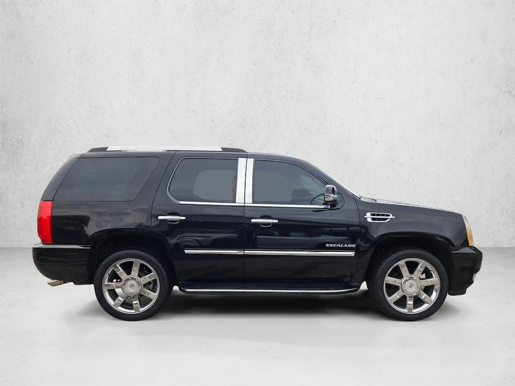 Used 2013 CADILLAC Escalade Base SUV