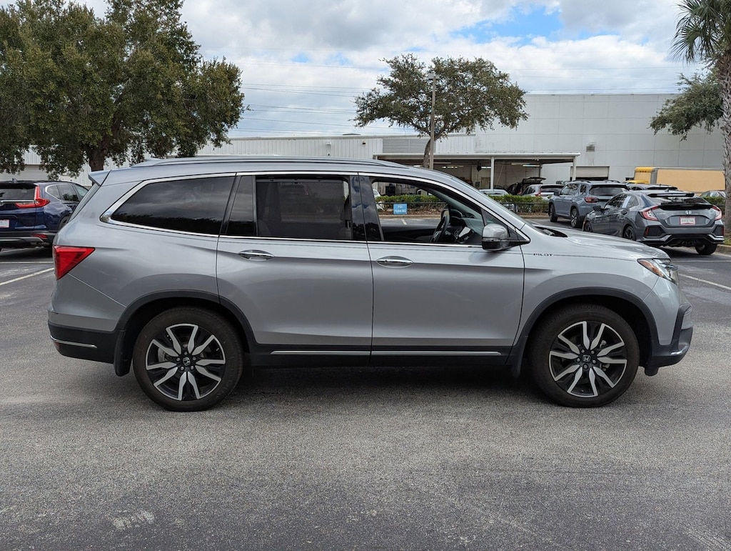 Certified 2022 Honda Pilot Touring 8 Passenger SUV
