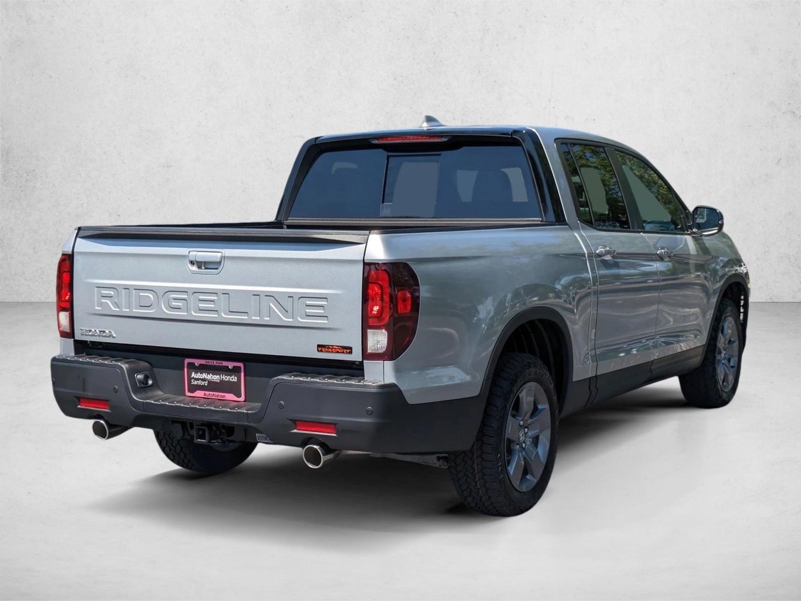 2025 Honda Ridgeline TrailSport photo 2