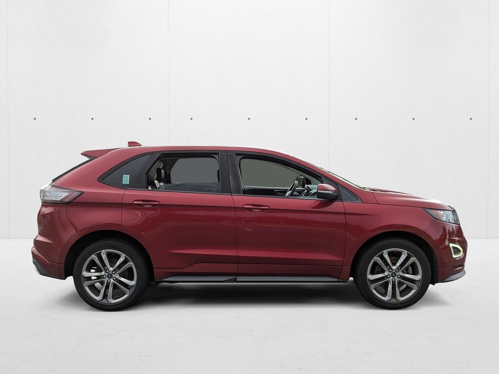 2017 Ford Edge Sport photo 4