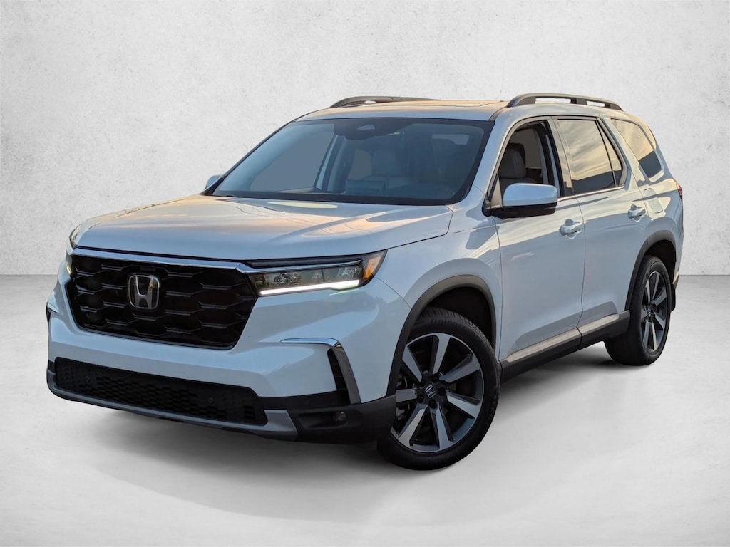 Certified 2023 Honda Pilot Touring SUV