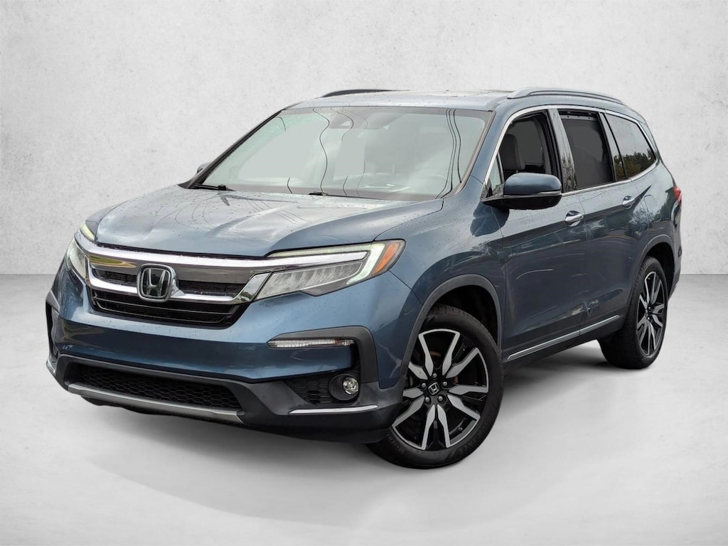 Certified 2019 Honda Pilot Touring 8-Passenger FWD SUV