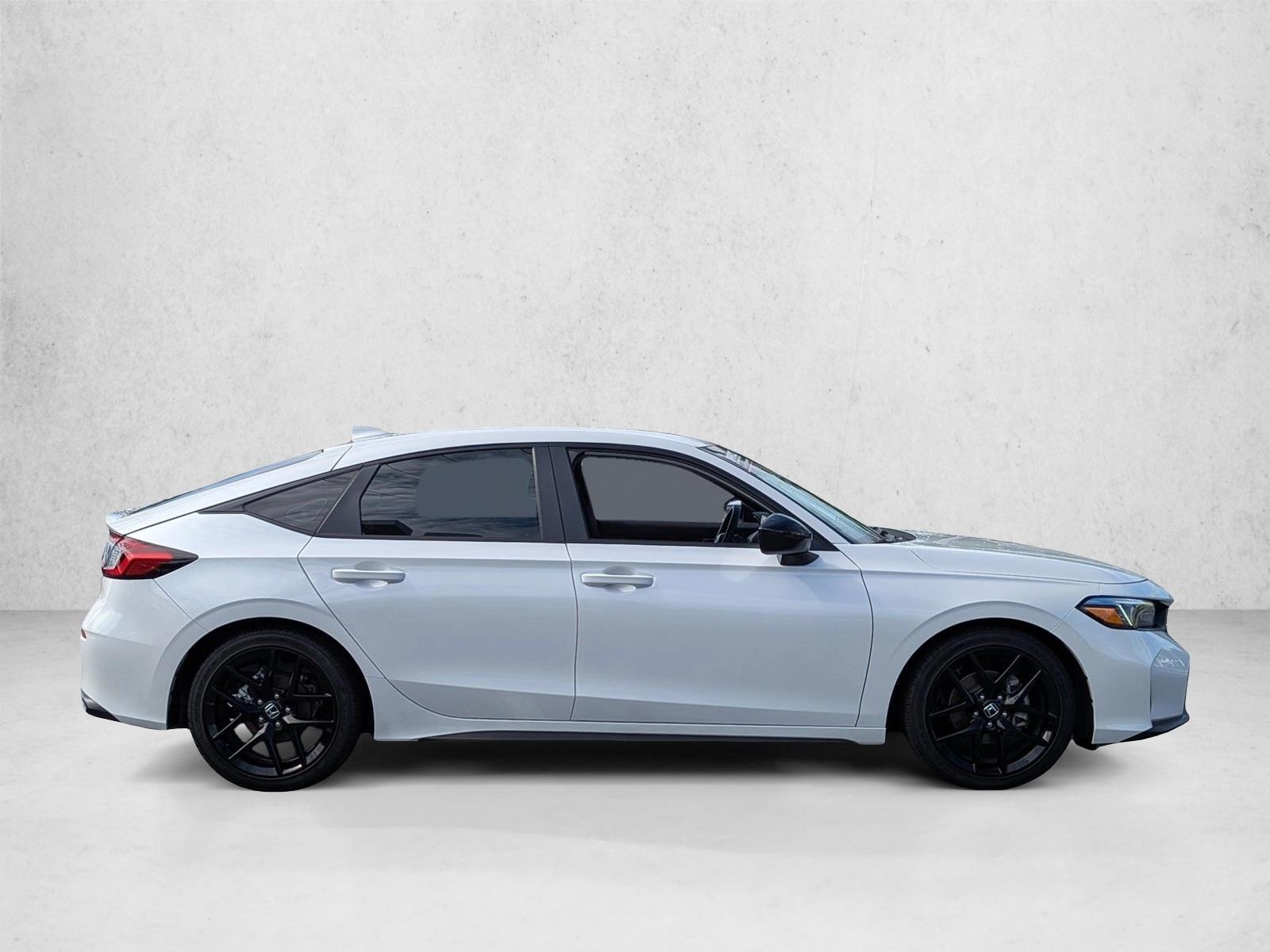 2025 Honda Civic Sport Hatchback photo 4