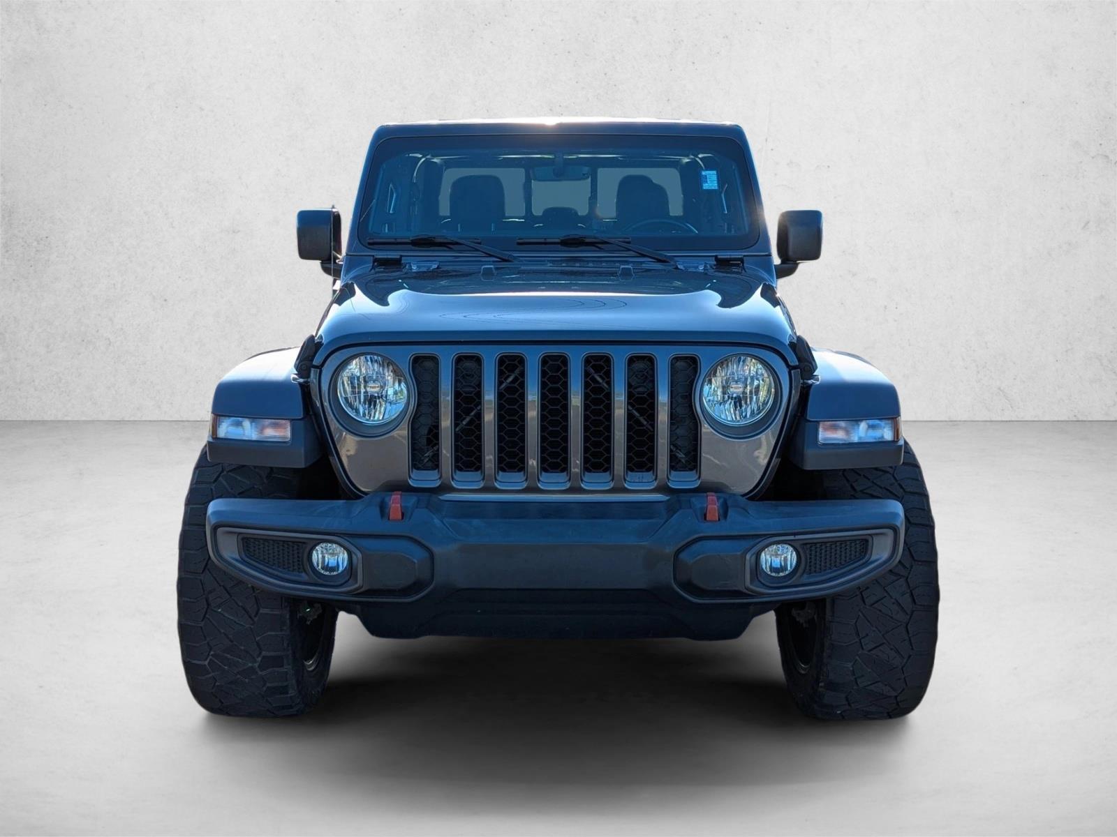 2021 Jeep Gladiator Sport photo 2