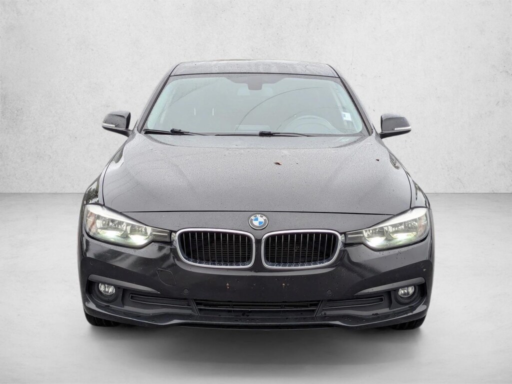 Used 2017 BMW 320i Sedan