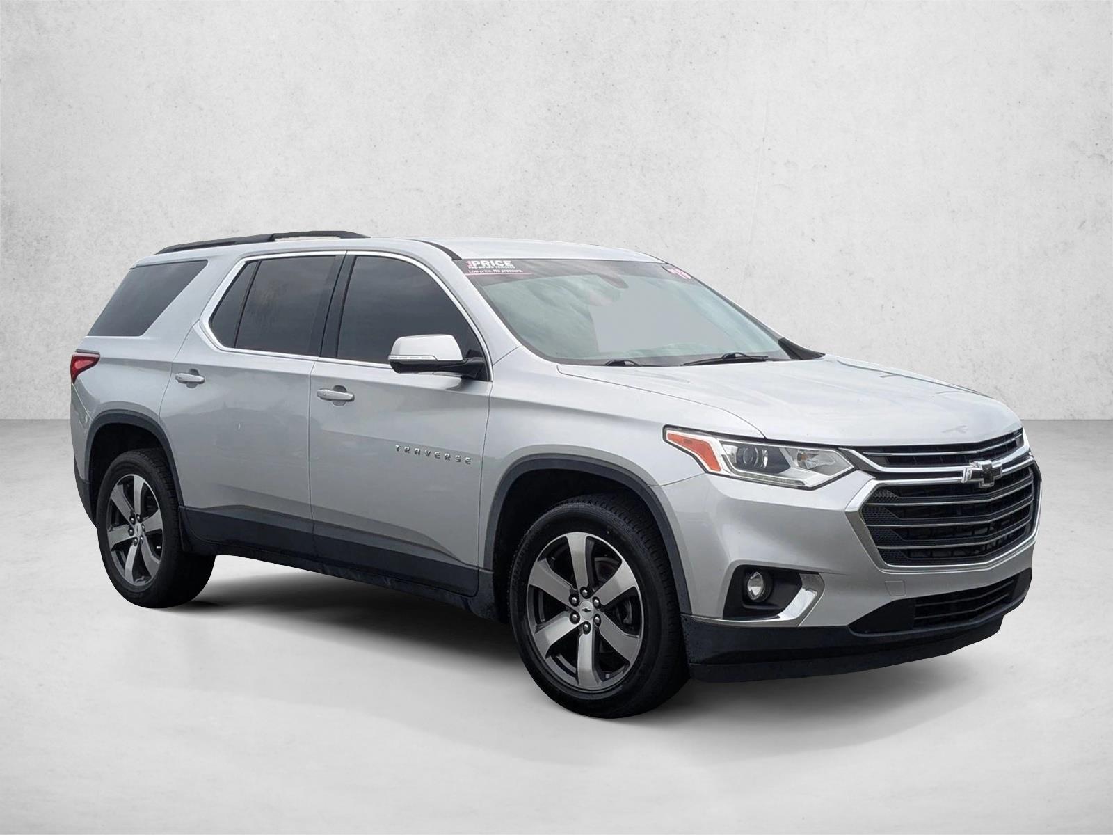 2019 Chevrolet Traverse Leather photo 2