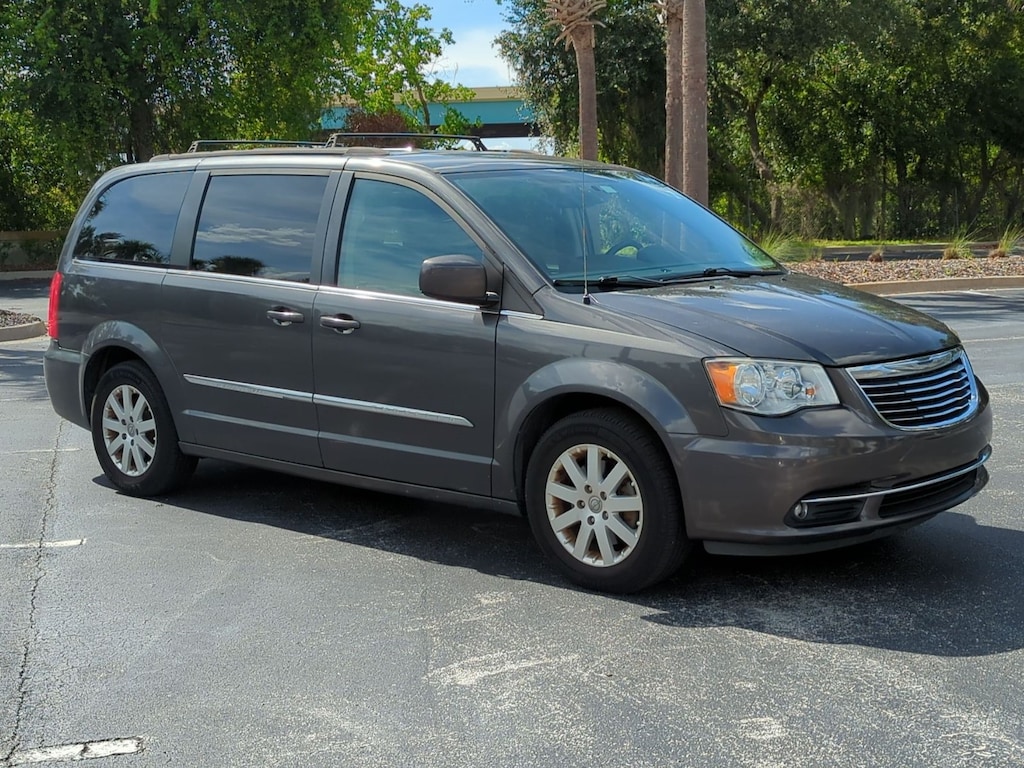 Used 2016 Chrysler Town & Country Touring Van LWB Passenger Van