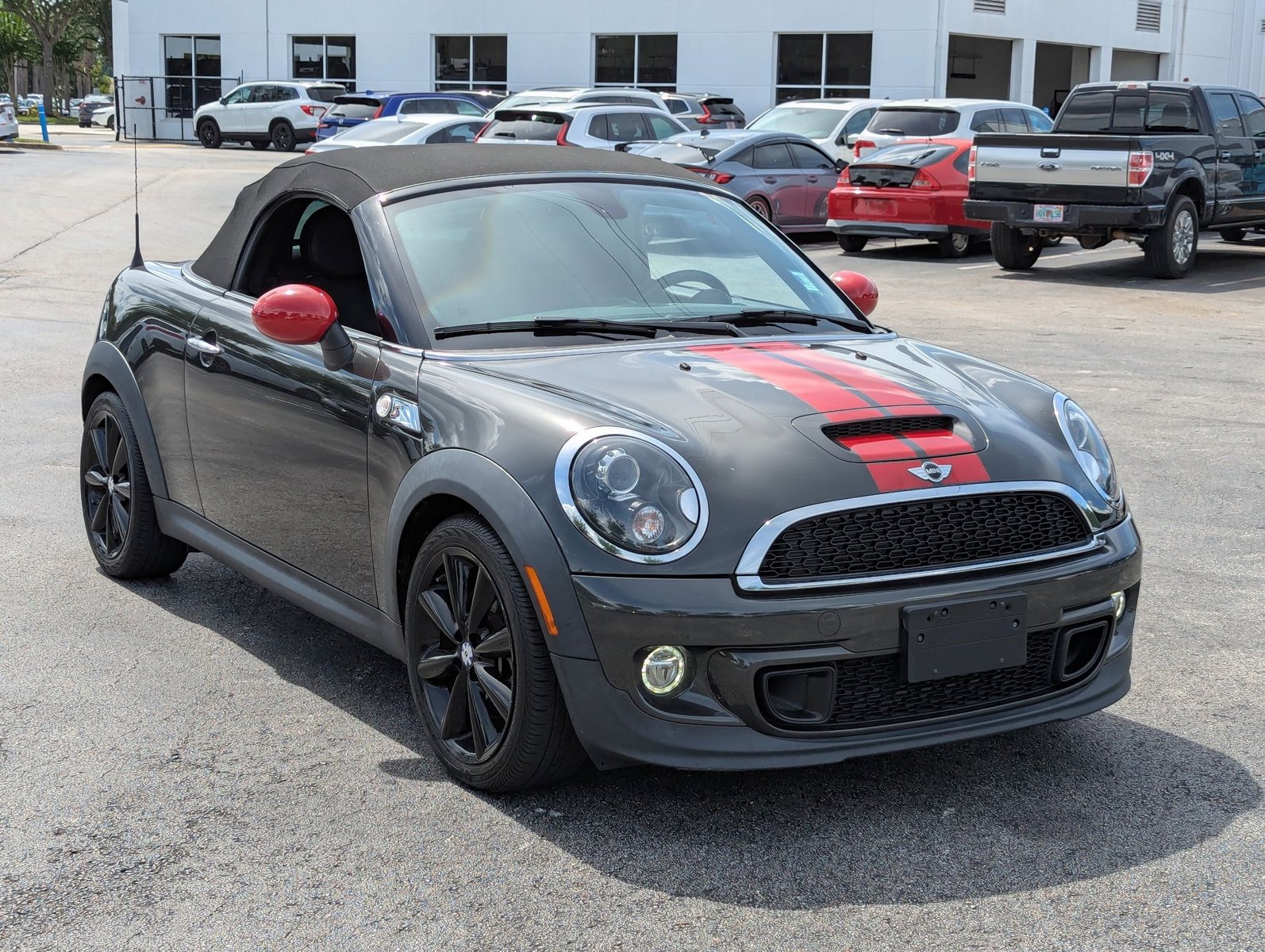 2015 Mini Cooper S Convertible photo 3