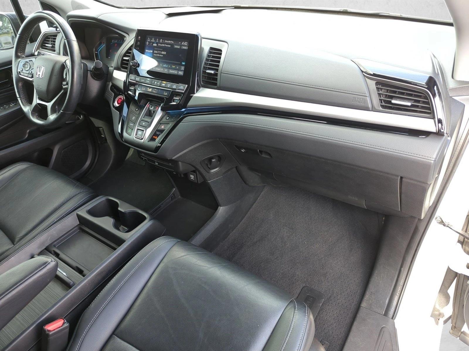 2022 Honda Odyssey Touring - Photo 24