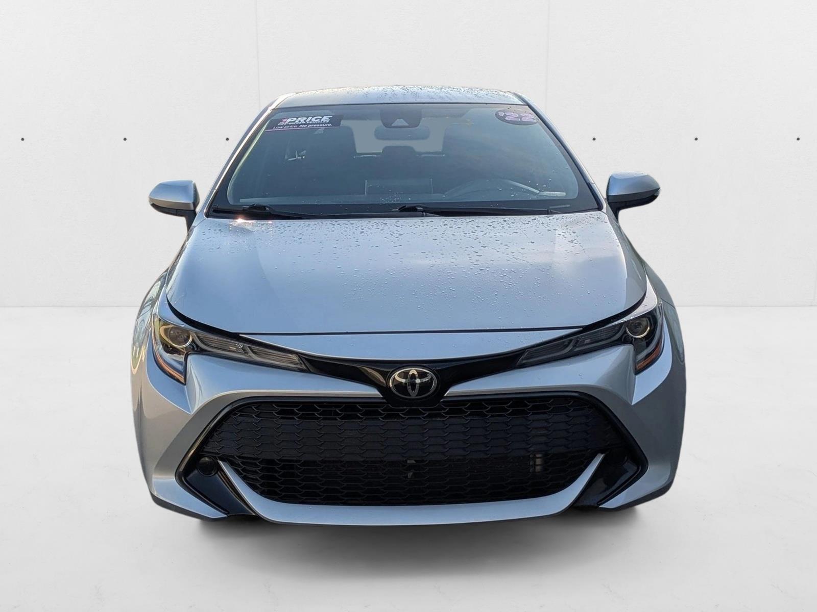 2022 Toyota Corolla SE photo 2