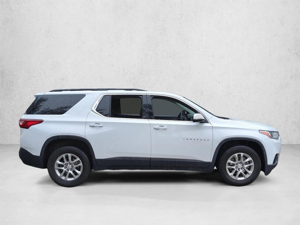 Used 2020 Chevrolet Traverse LT Cloth w/1LT SUV