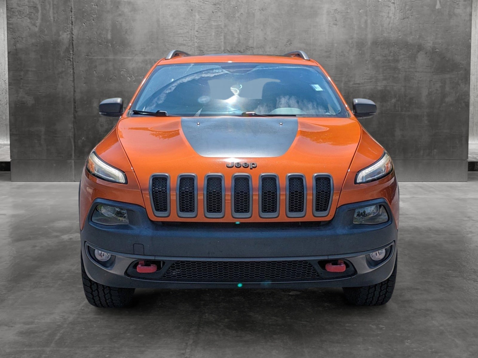 Used 2016 Jeep Cherokee Trailhawk with VIN 1C4PJMBS1GW112833 for sale in Sanford, FL