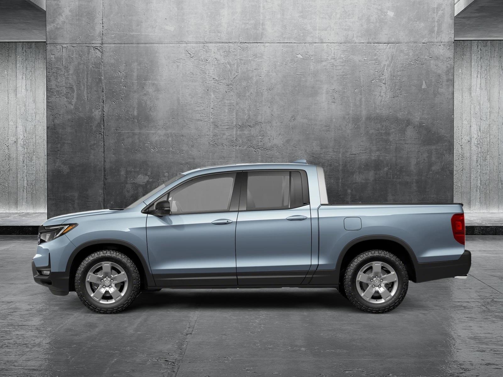 2025 Honda Ridgeline TrailSport photo 2