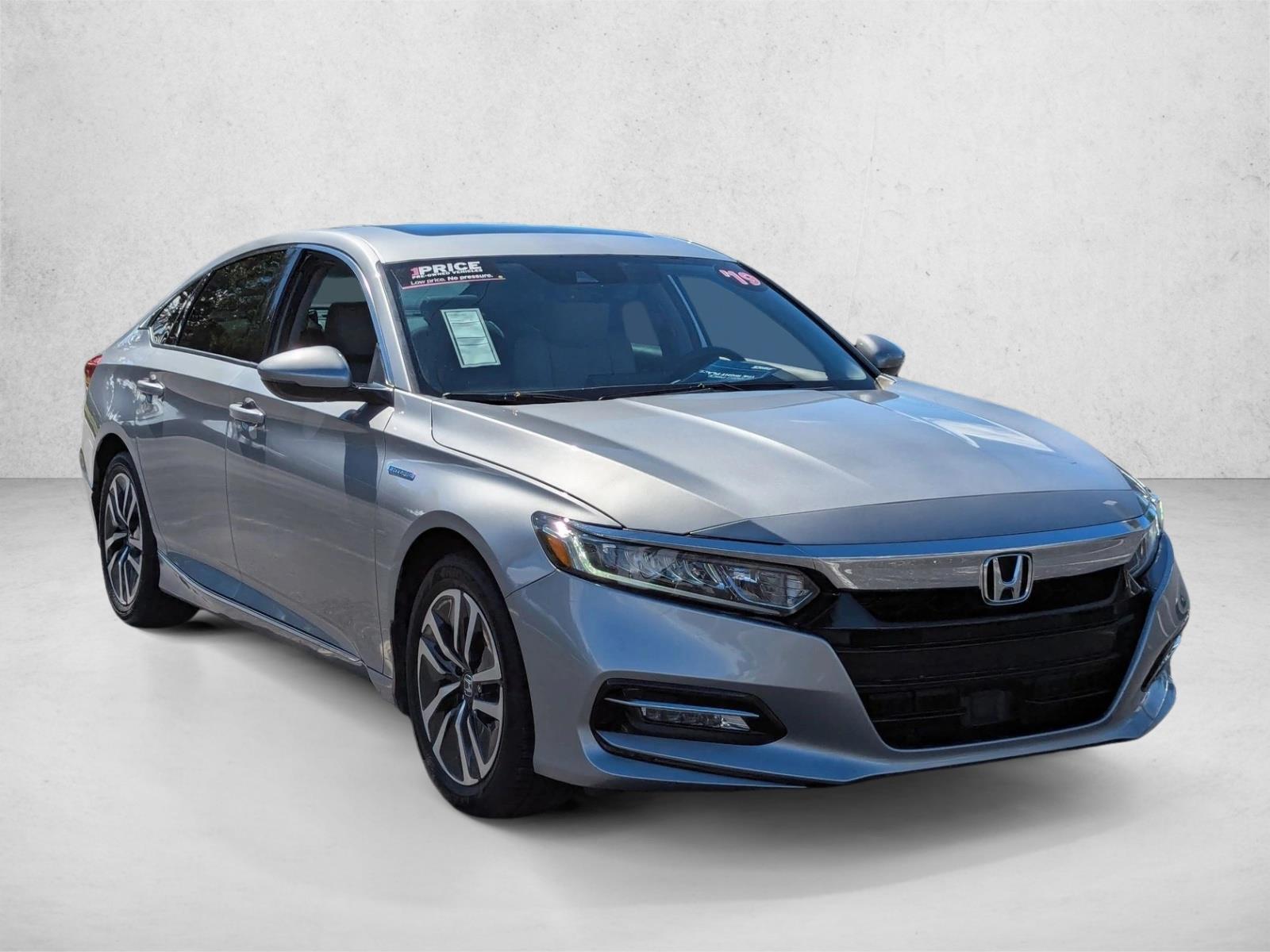 2019 Honda Accord Hybrid EX-L photo 3
