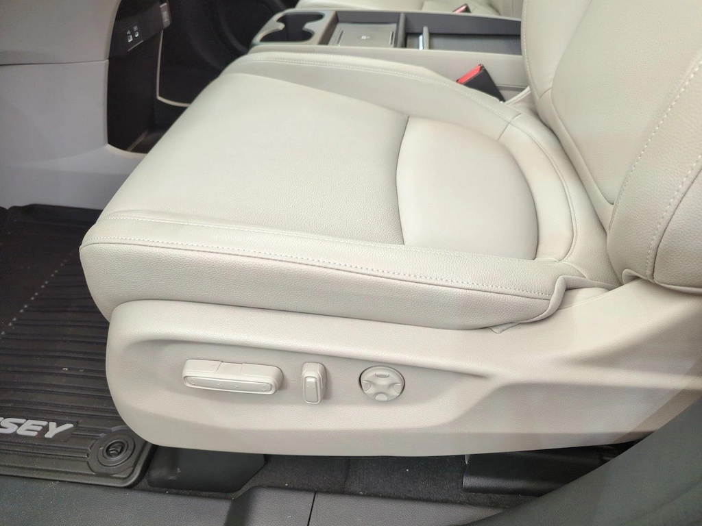 New 2026 Honda Odyssey EX-L Van Passenger