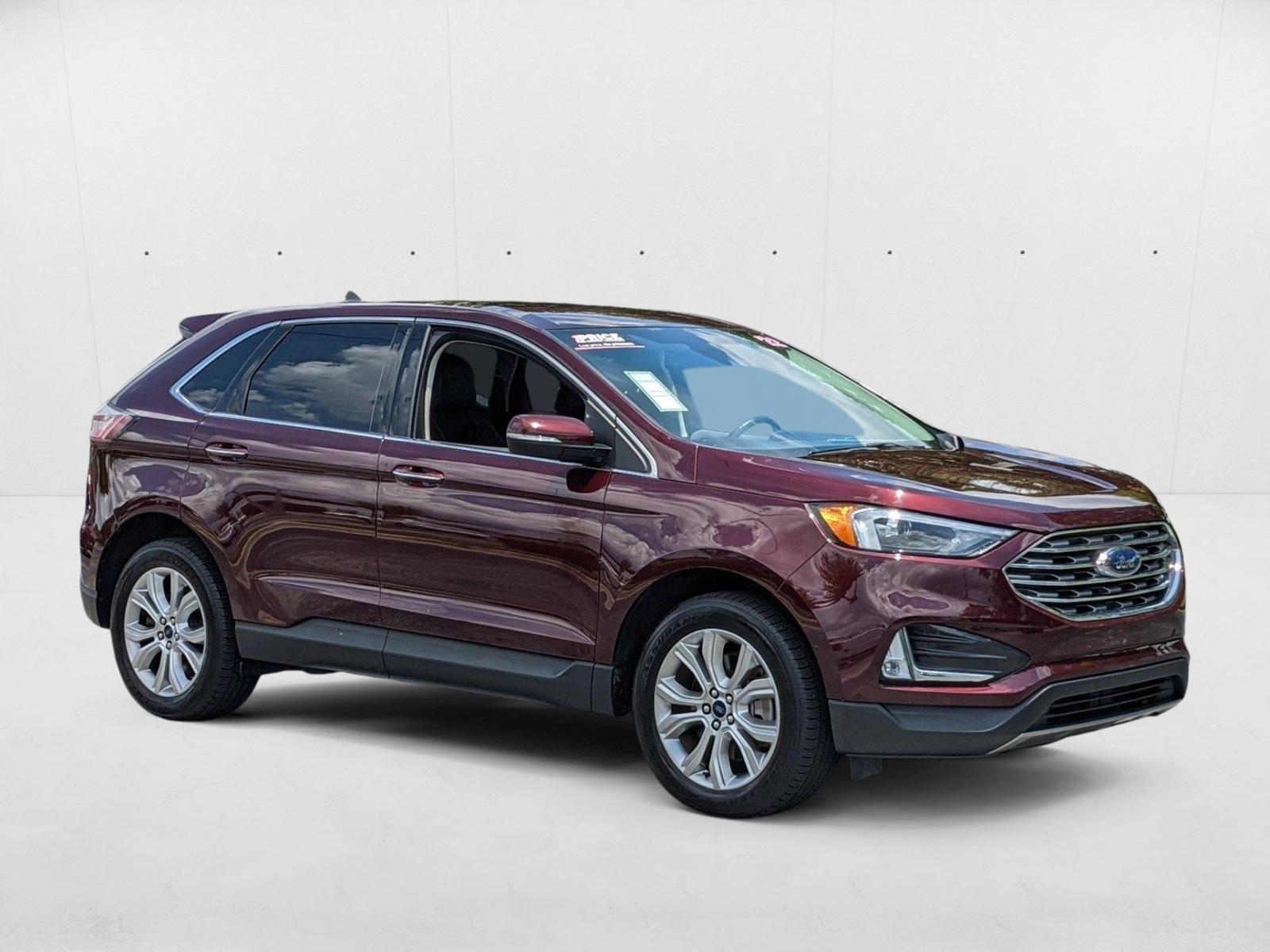 2022 Ford Edge Titanium photo 3