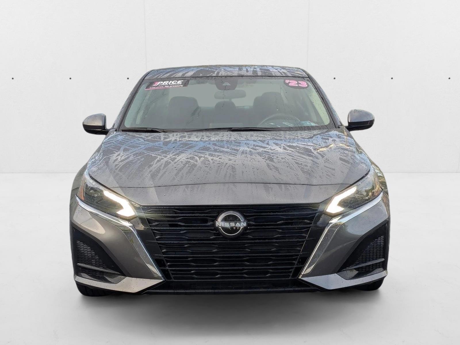 2023 Nissan Altima 2.5 SV photo 2