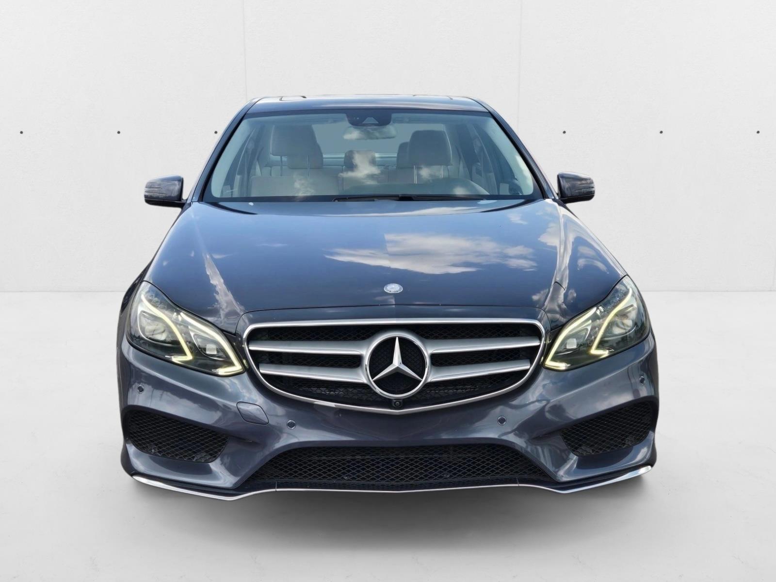 2016 Mercedes Benz E 350 4MATIC Sedan photo 2