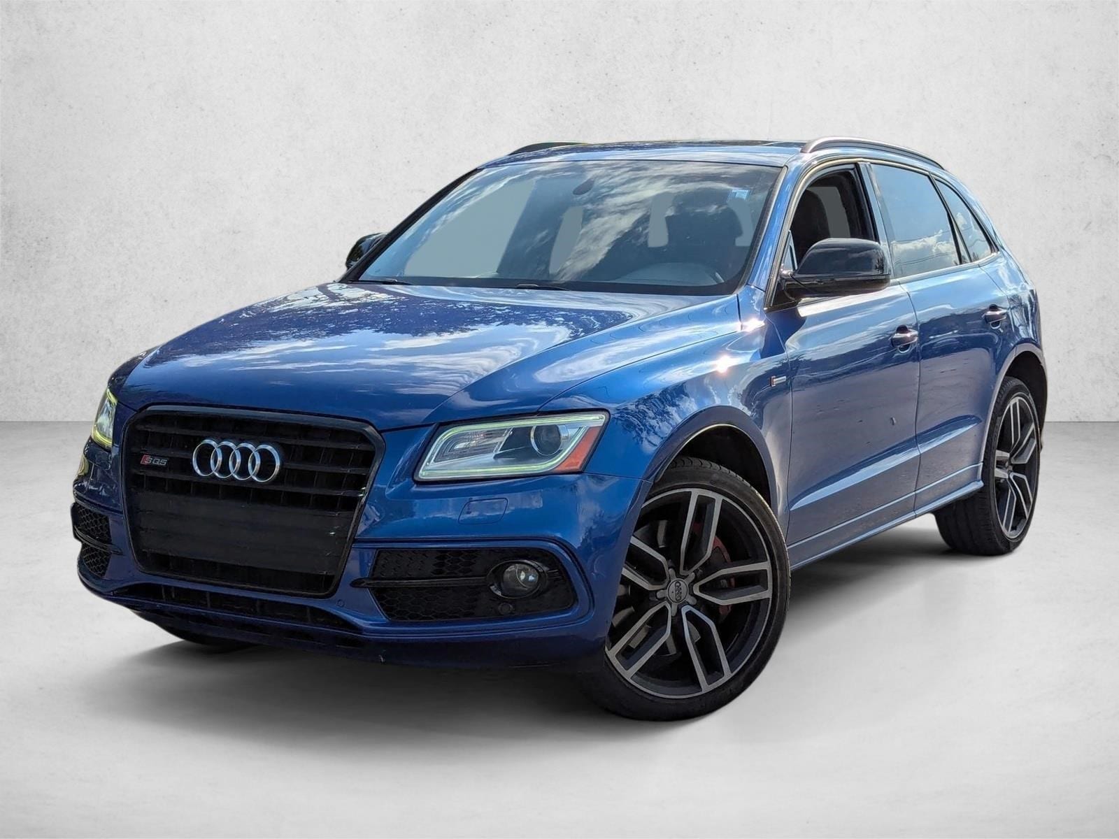 2017 Audi SQ5 Premium Plus